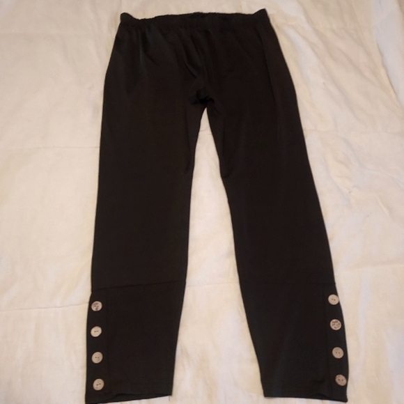 Black Pants with Button Accents US Size 16 - Picture 1 of 6